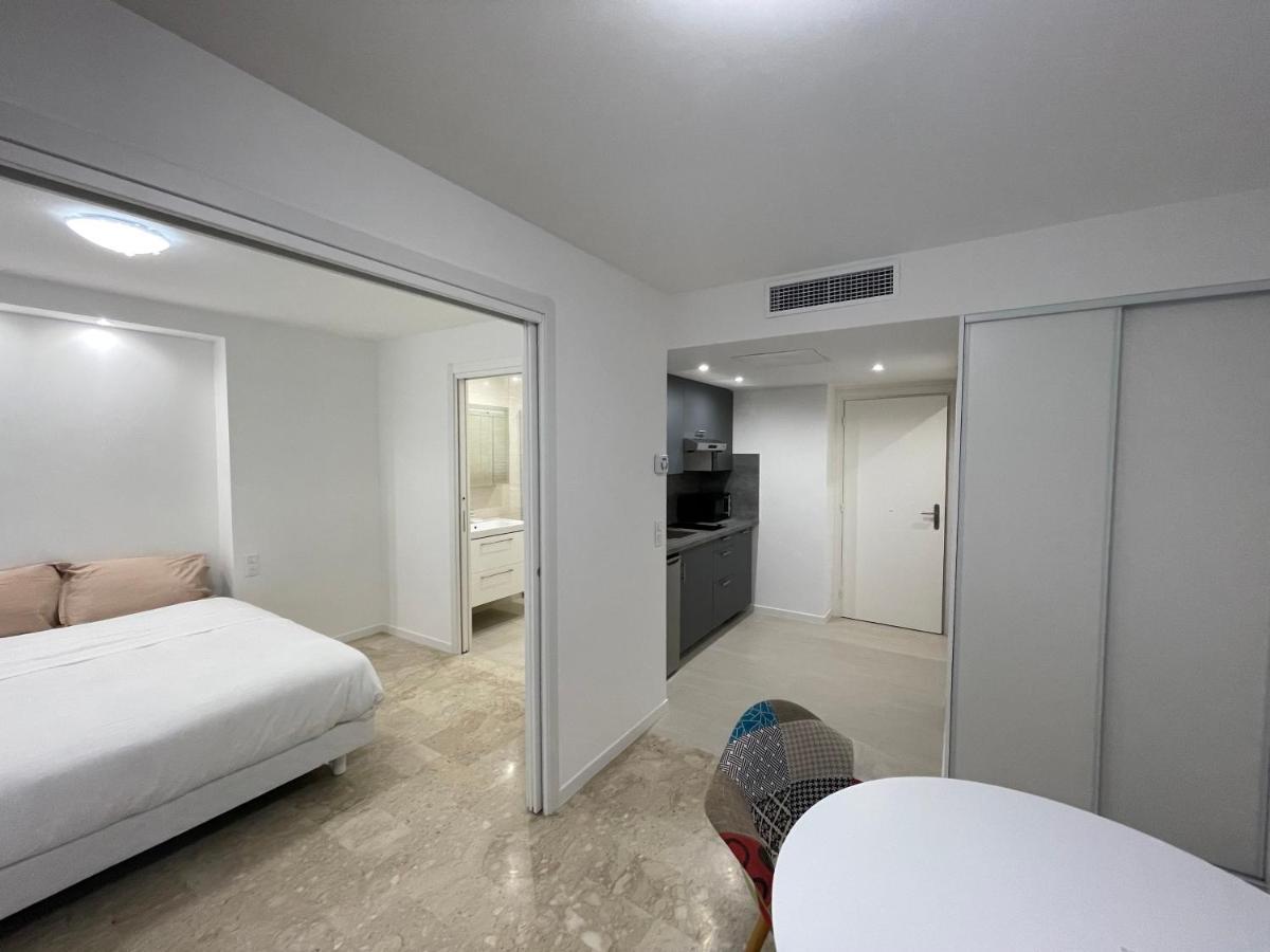 Petit 2 Pieces Carre D'or Appartement